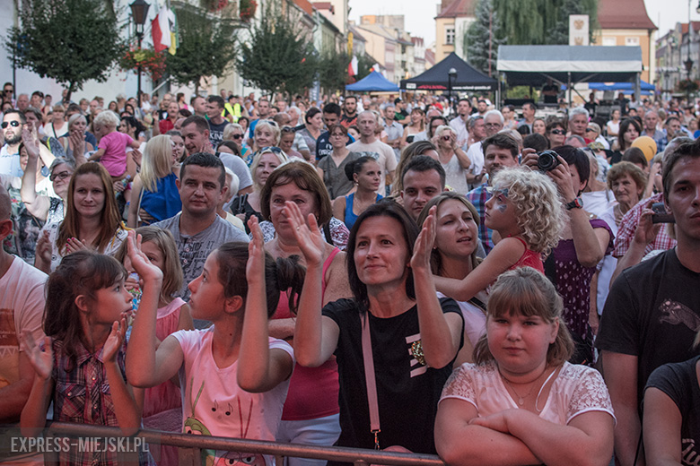 Niedziela - w Święto Wina w Mieście Skarbów