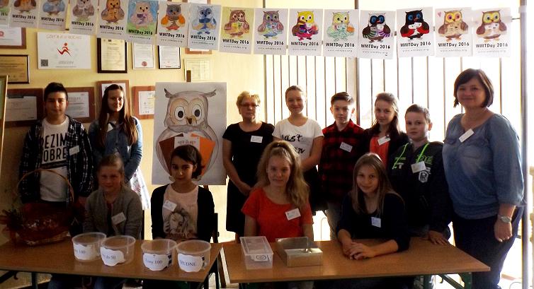 Uczniowie z Kostomłot