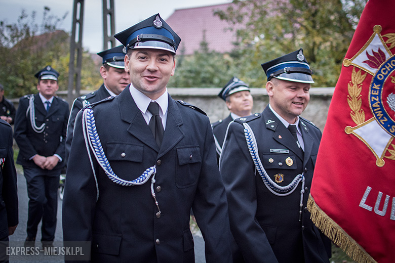 Przekazanie wozu strażackiego