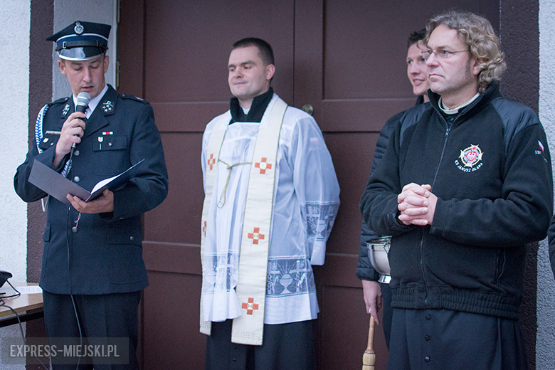 Przekazanie wozu strażackiego