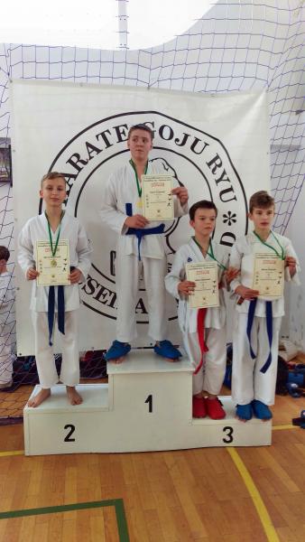 Średzcy karatecy na ogólnopolskim turnieju