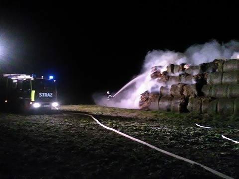 Pożar sterty słomy w Michałowie