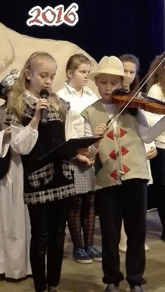 Uroczystości szkolne w Malczycach