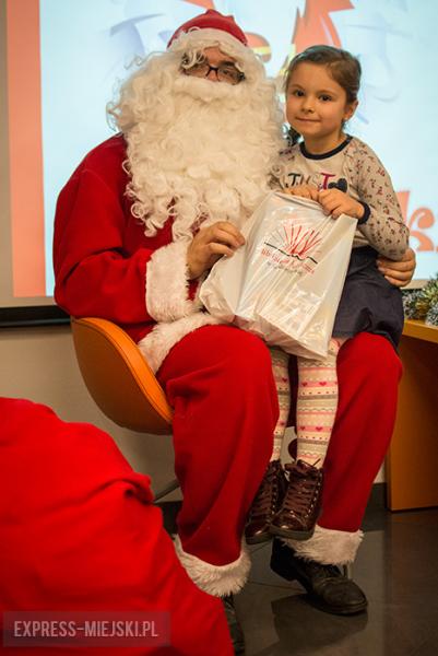 Mikołaj w bibliotece