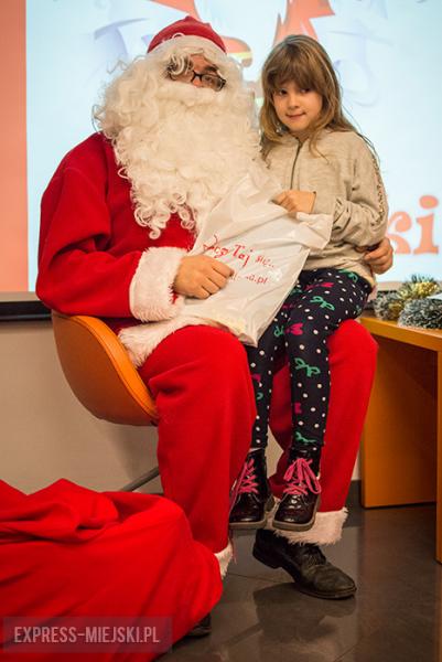 Mikołaj w bibliotece