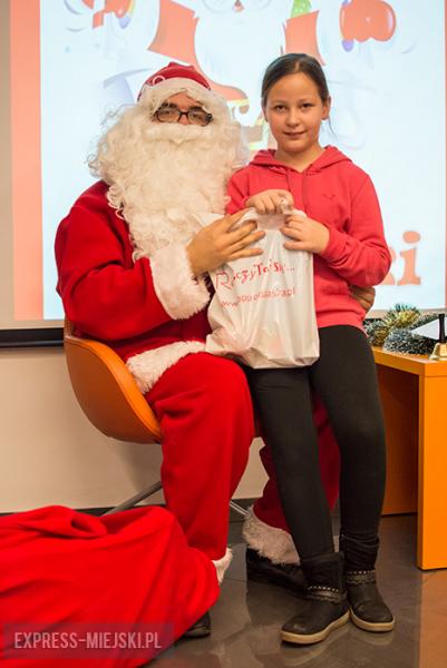 Mikołaj w bibliotece