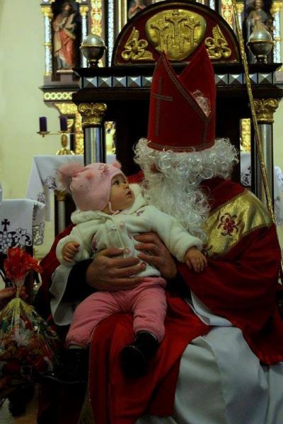 Spotkanie Mikołaja z dziećmi