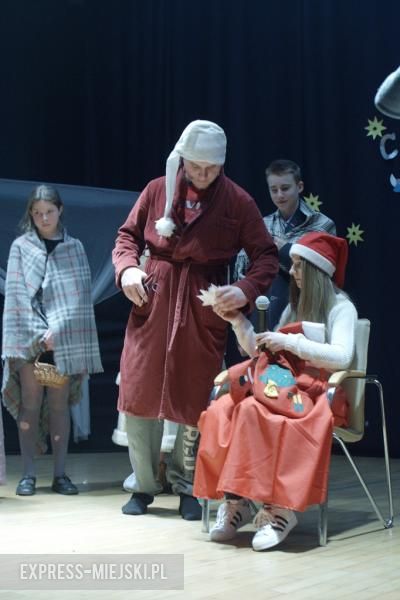 Jasełka w wykonaniu gimnazjalistów