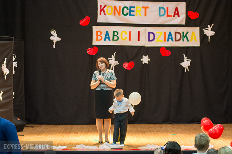 Dzień Babci i Dziadka - Przedszkole pod Topolą