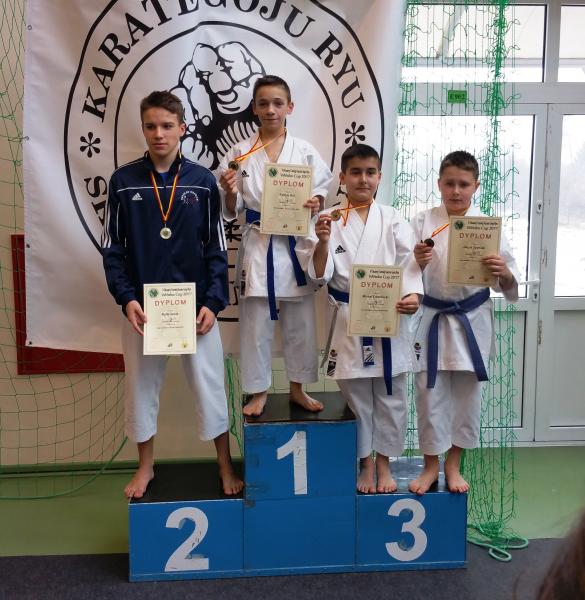 Średzcy karatecy na turnieju w Wińsku