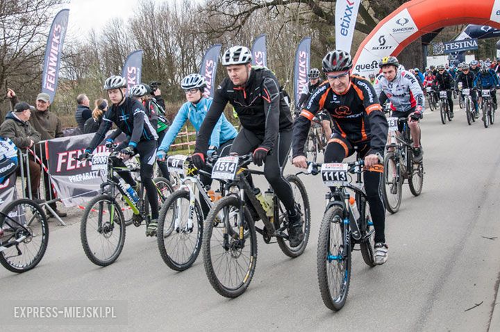 <span class="red bld f16">Bike Maraton w Miękini</span> - największa rowerowa impreza w powiecie średzkim. W zeszłym roku na starcie zameldowało się ponad 2 tys. kolarzy z całego kraju. Organizatorzy dla zawodników przygotowali trzy trasy – mini (23 km), mega (52 km) i giga (74 km). Impreza dedykowana jest nie tylko zawodowym kolarzom, ale i tym, którzy jednoślad traktują jako hobby. Organizatorzy zadbali o atrakcję dla najmłodszych uczestników imprezy.

<br />
Treść SMS: <span class="red bld f16 pr20">TC.EM.C03</span>