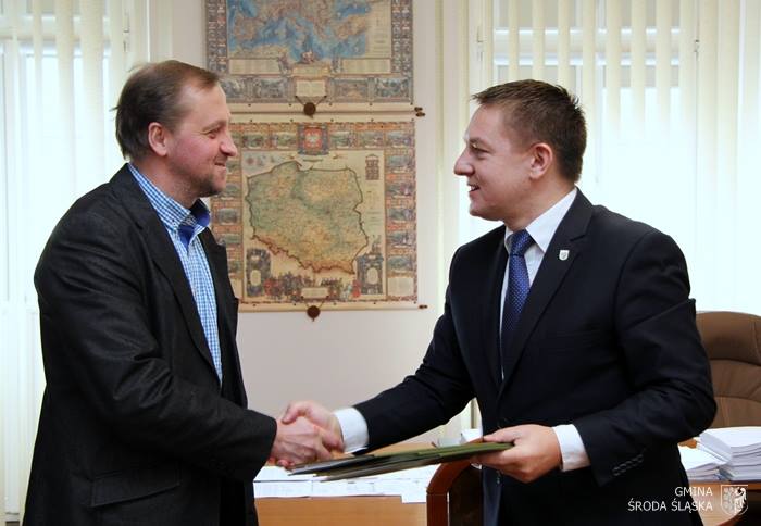 Podpisanie umowy w Urzędzie Miejskim w Środzie Śląskiej