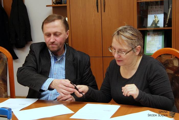 Podpisanie umowy w Urzędzie Miejskim w Środzie Śląskiej