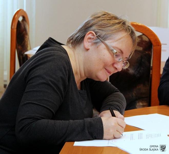 Podpisanie umowy w Urzędzie Miejskim w Środzie Śląskiej