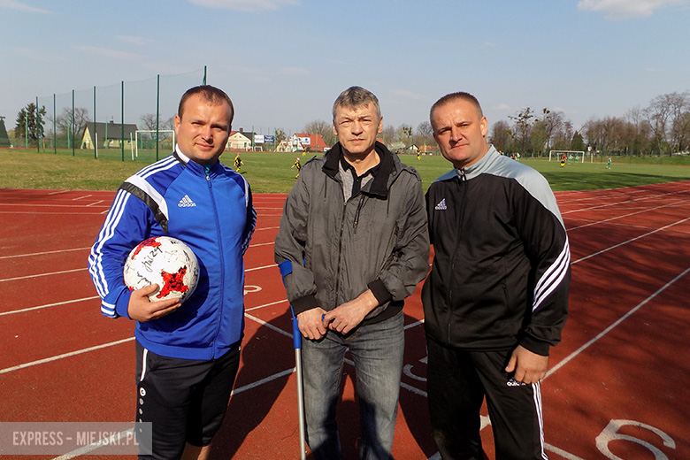Licytowali by pomóc koledze. Od lewej: Mariusz Kargol, Wiesław Fabiszewski, Piotr Seredyński
