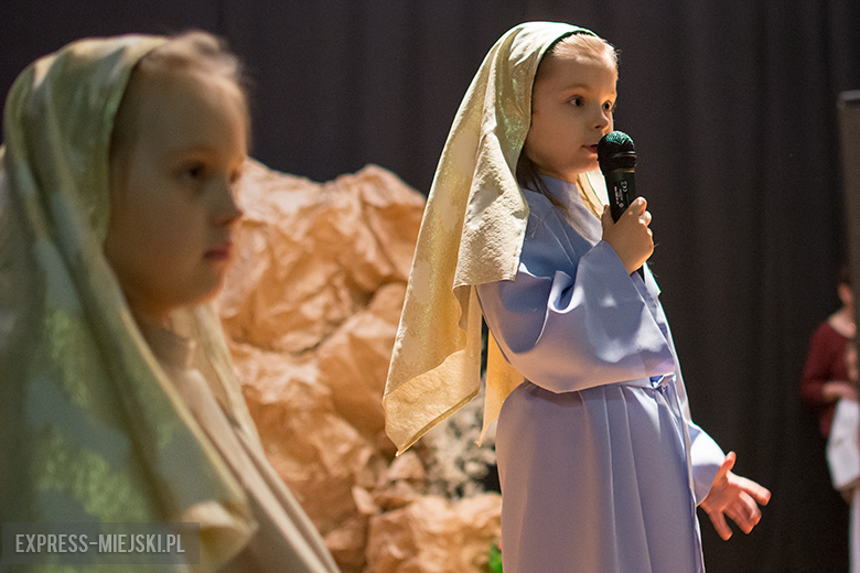 Przedstawienie w domu kultury