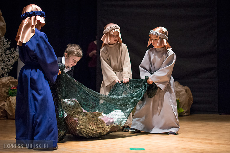 Przedstawienie w domu kultury