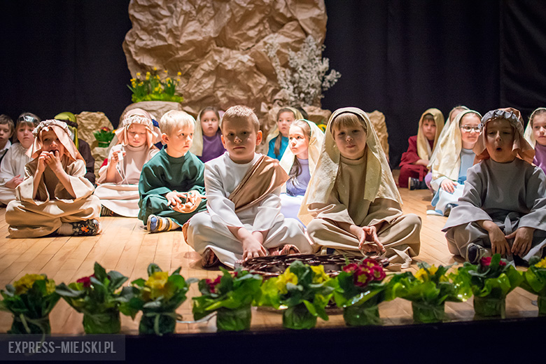 Przedstawienie w domu kultury