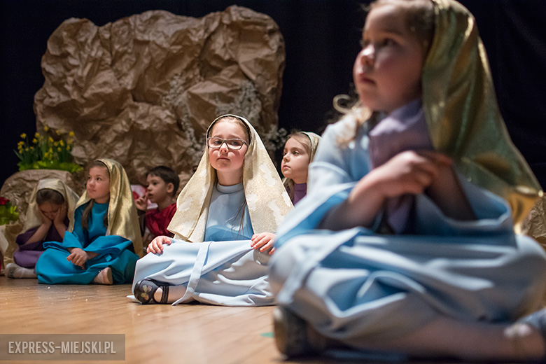 Przedstawienie w domu kultury