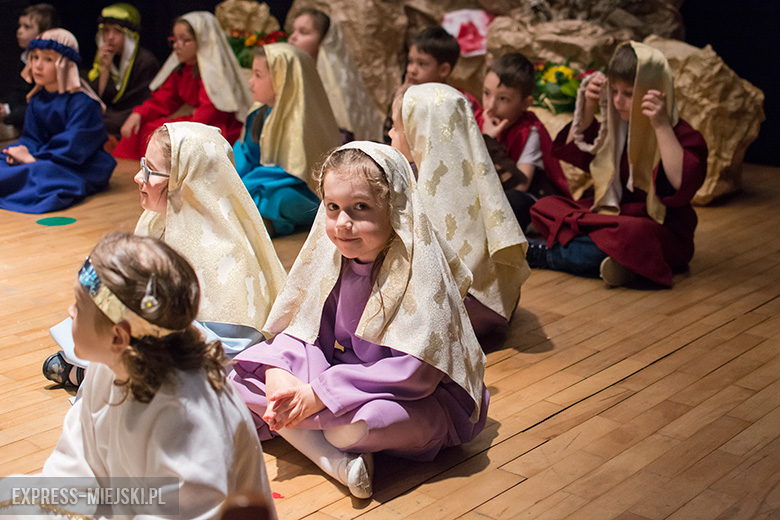 Przedstawienie w domu kultury