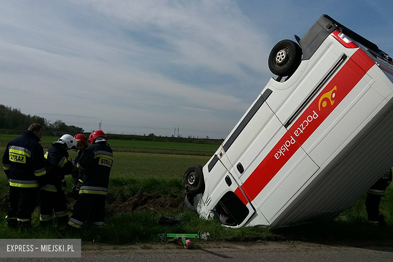 Wypadek z udziałem samochodów dostawczych