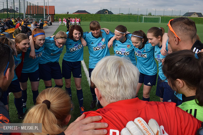 Polonia Skarby vs Sukces Oleśnica