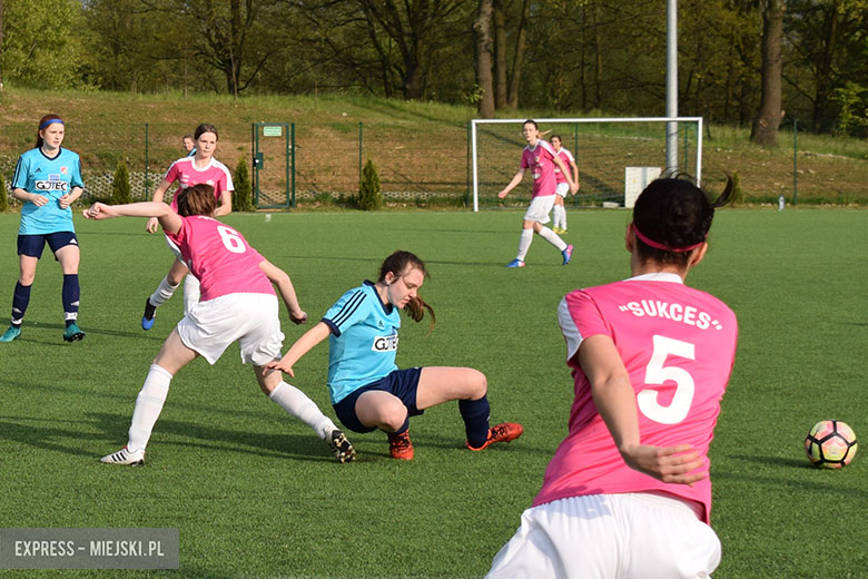 Polonia Skarby vs Sukces Oleśnica