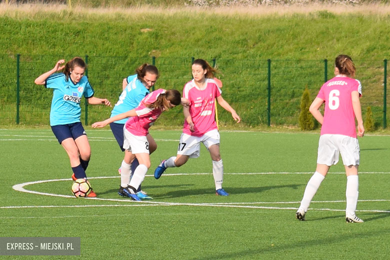 Polonia Skarby vs Sukces Oleśnica