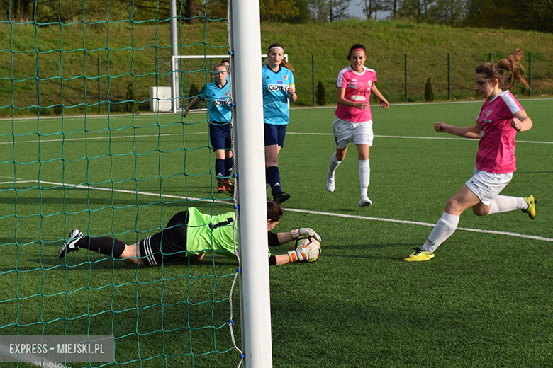 Polonia Skarby vs Sukces Oleśnica