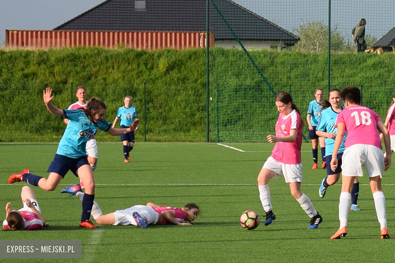 Polonia Skarby vs Sukces Oleśnica