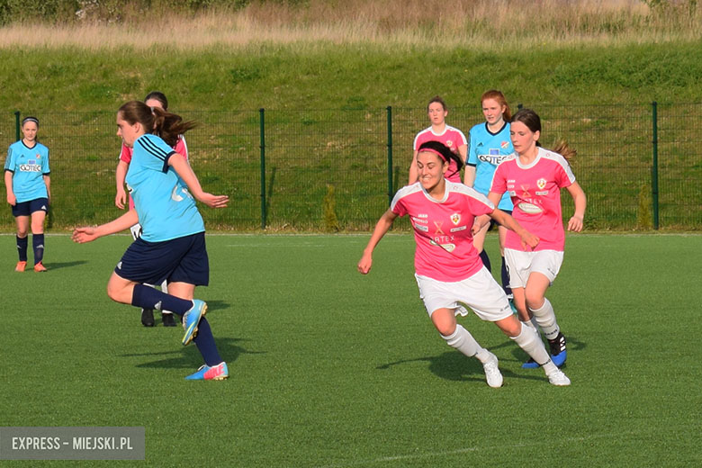 Polonia Skarby vs Sukces Oleśnica