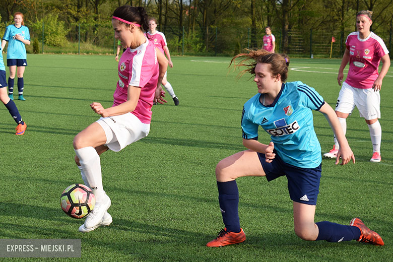 Polonia Skarby vs Sukces Oleśnica