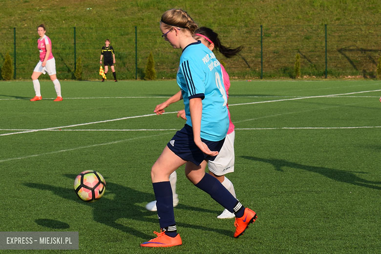 Polonia Skarby vs Sukces Oleśnica