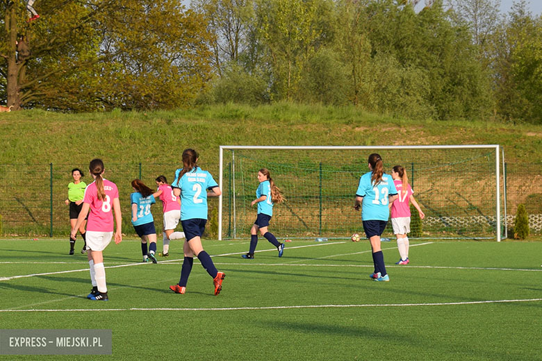 Polonia Skarby vs Sukces Oleśnica