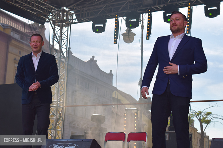 Znane kabarety na średzkiej scenie