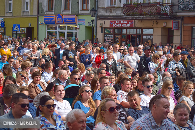 Znane kabarety na średzkiej scenie