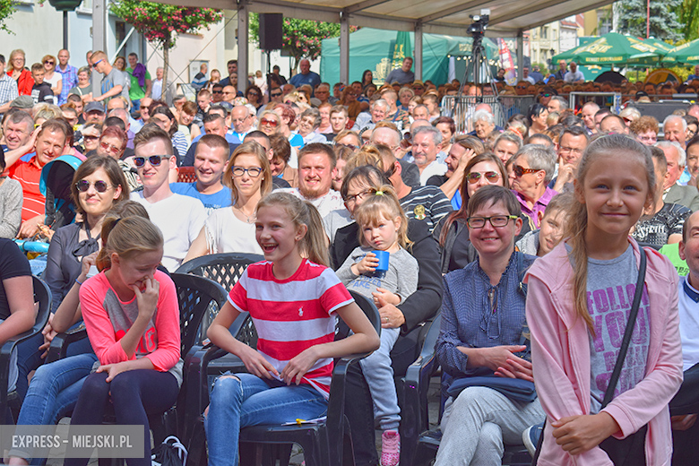 Znane kabarety na średzkiej scenie