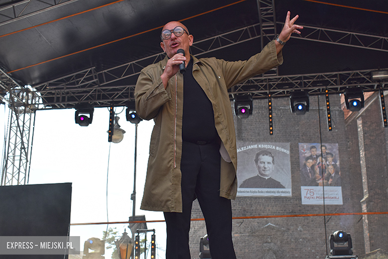 Znane kabarety na średzkiej scenie