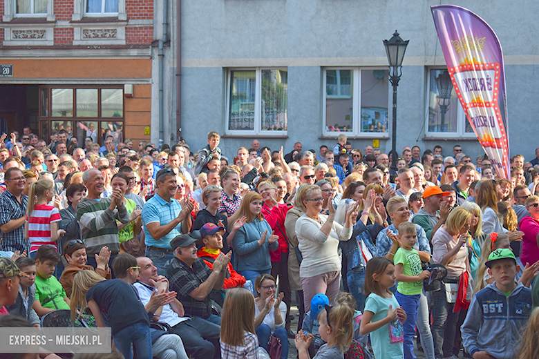 Znane kabarety na średzkiej scenie