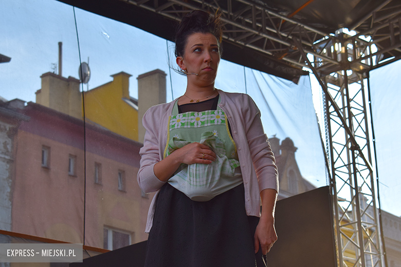 Znane kabarety na średzkiej scenie