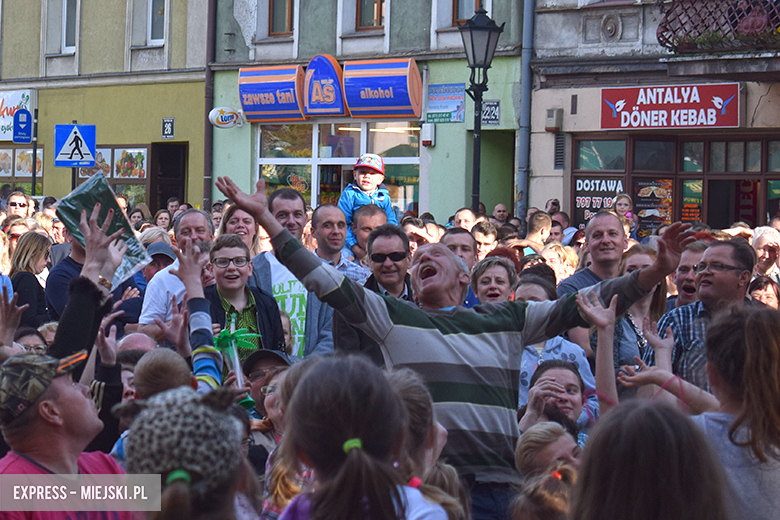 Znane kabarety na średzkiej scenie