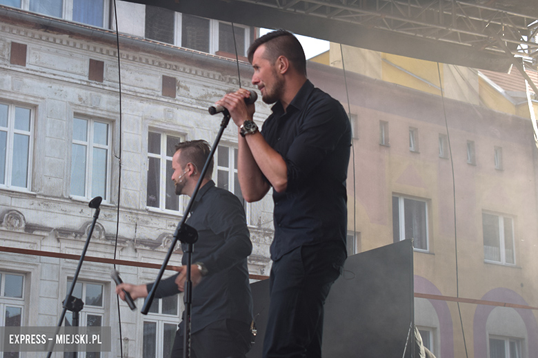 Znane kabarety na średzkiej scenie