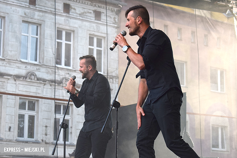 Znane kabarety na średzkiej scenie