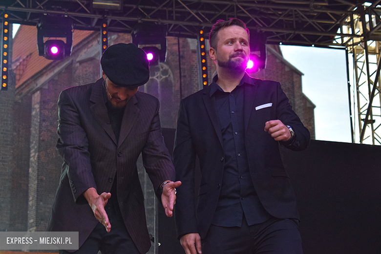 Znane kabarety na średzkiej scenie