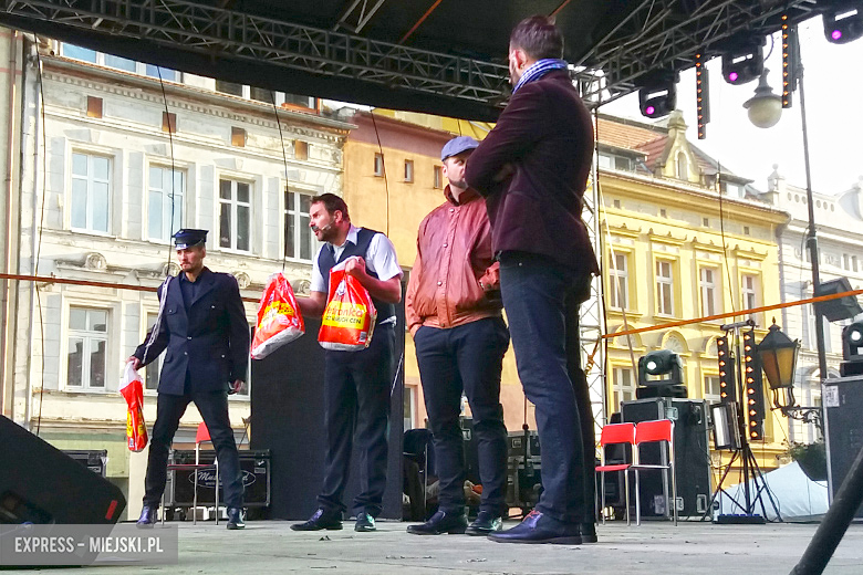 Znane kabarety na średzkiej scenie