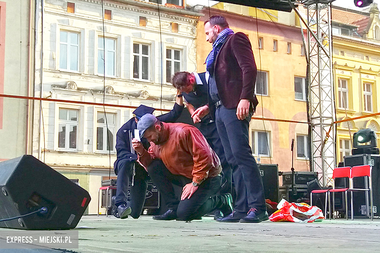 Znane kabarety na średzkiej scenie