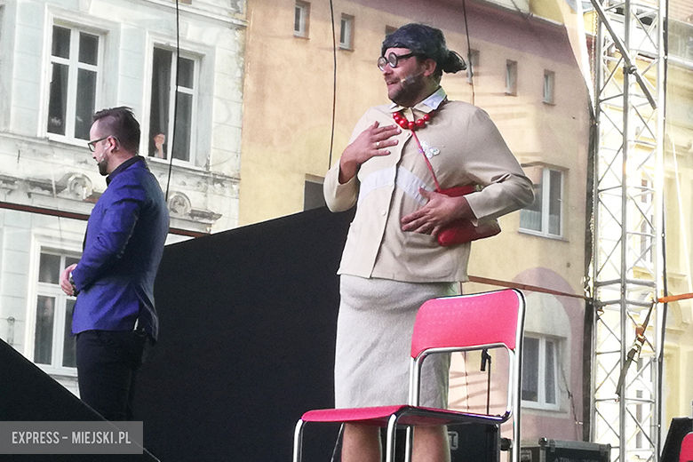 Znane kabarety na średzkiej scenie