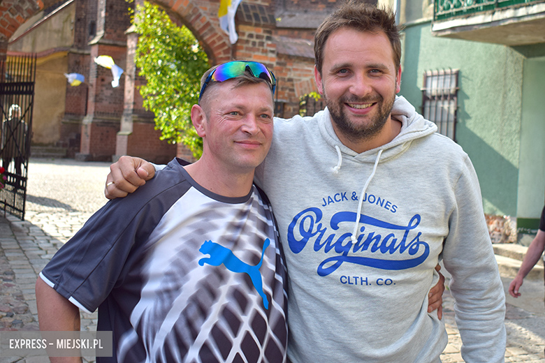 Znane kabarety na średzkiej scenie