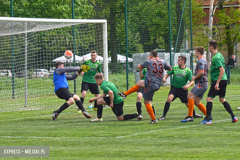 Mechanik II Brzezina - Orzeł Bukówek