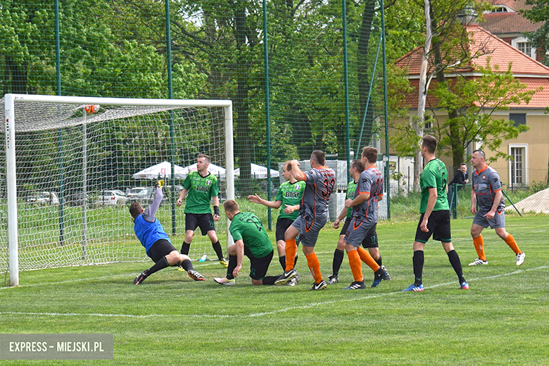 Mechanik II Brzezina - Orzeł Bukówek